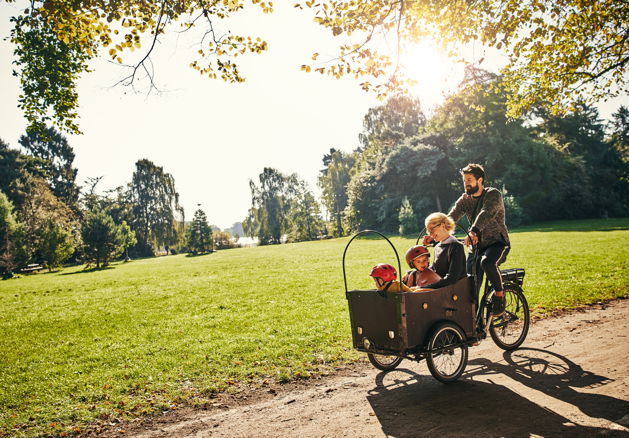 Samla familjen runt fritidsaktiviteter